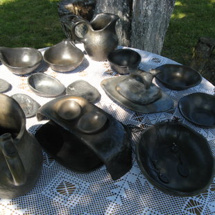 Varēja tikt arī pie interesantas keramikas...